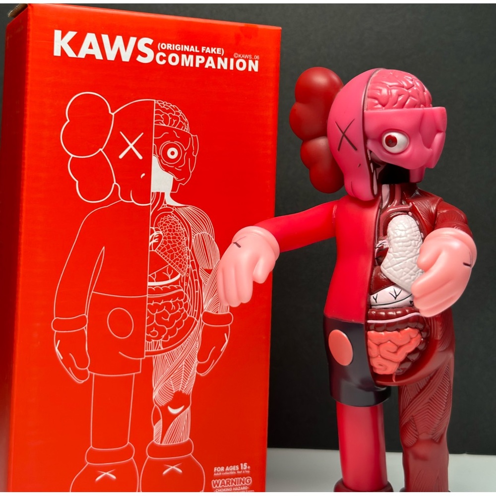 Kaws Figures - Picture 6 of 8